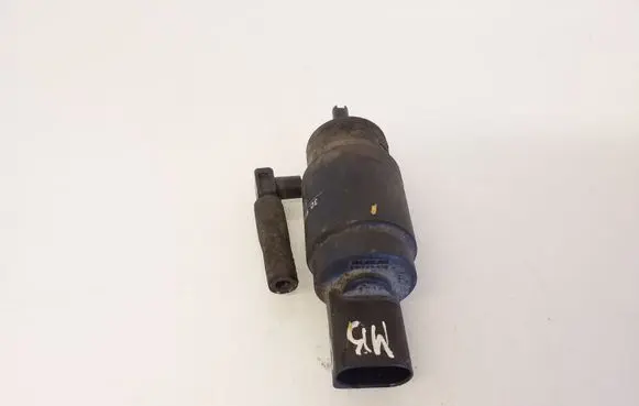 Mercedes-Benz C AMG W203 Windscreen/windshield washer pump 3090179