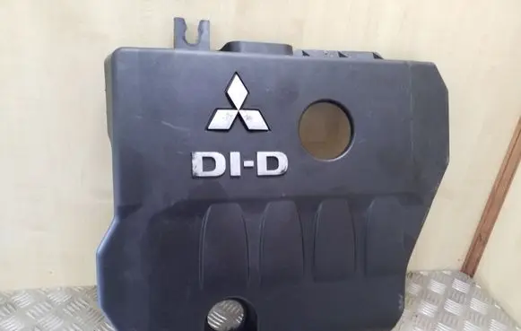 Mitsubishi Outlander Engine cover (trim) 1003A106