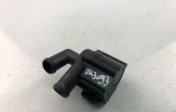 Volvo S90, V90 Water pump 518705030