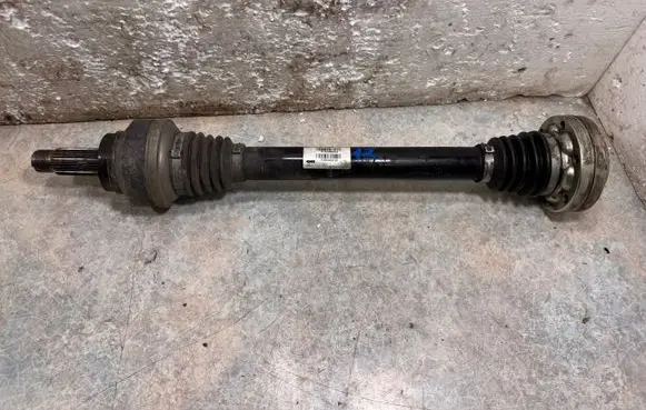 BMW X5M F85 Rear driveshaft 7849969