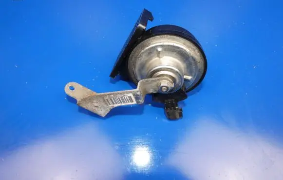 Volvo XC90 Horn signal 31425913 0035F16B34S