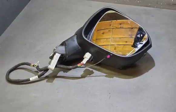 Nissan Qashqai J12 Front door electric wing mirror 963016UN4C 34219 25196022BB