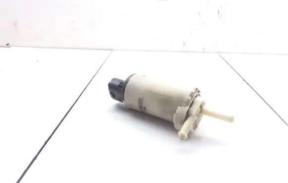 Volvo S70 V70 V70 XC Windscreen/windshield washer pump 044002