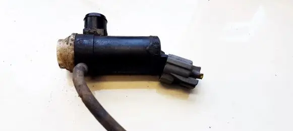 Subaru Outback Windscreen/windshield washer pump 804044
