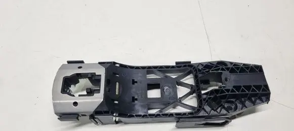 Audi Q4 Sportback e-tron Front door coupe exterior handle/bracket 8V0837885