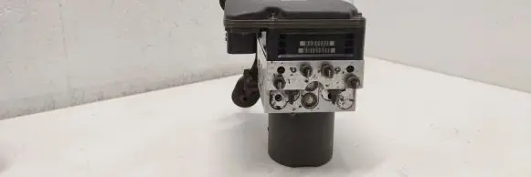 Mercedes-Benz E W211 ABS Pump A2114311812 2114311812