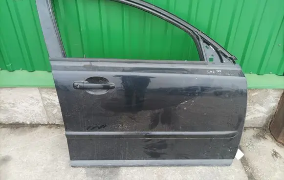 Volvo S40 Front door