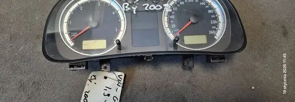 Volkswagen Golf IV Speedometer (instrument cluster) 1J5920825C VWZ7Z0A3565993