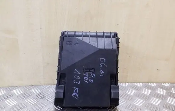 Audi A3 S3 8P Fuse box cover 1K0937132F