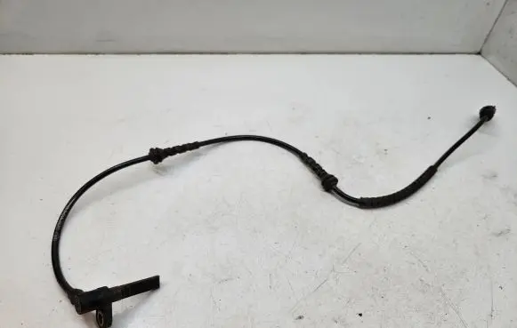 Renault Twingo II ABS brake wheel speed sensor 8200415812