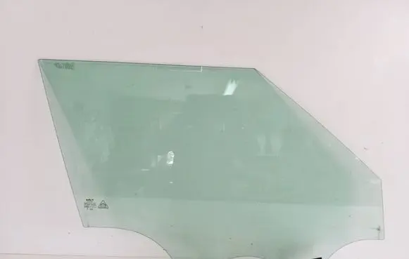 KIA Soul Front door window glass four-door 82420K0420