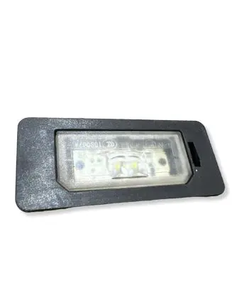 BMW 3 E90 E91 Number plate light 7193293