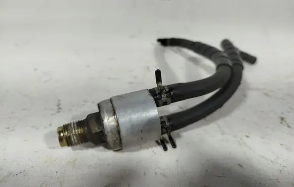 Lexus GS 300 400 430 Power steering hose/pipe/line 176301640 4441030320