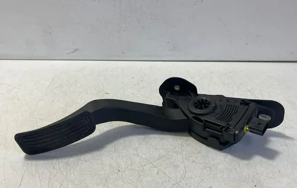 Tesla Model S Accelerator throttle pedal BE5C9F836AA