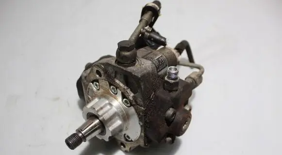 Opel Astra J Fuel injection high pressure pump 898092467