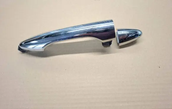 Hyundai ix35 Front door interior handle trim 