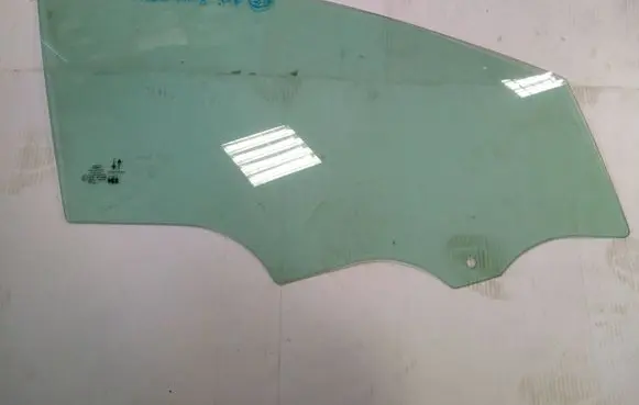 Ford Fiesta Front door window glass four-door H1BBA21410A