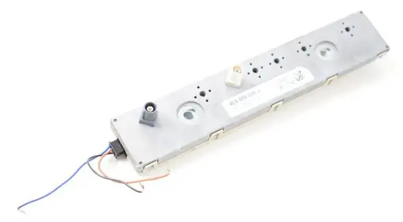 Audi Q3 8U Aerial antenna amplifier 4L0035225J