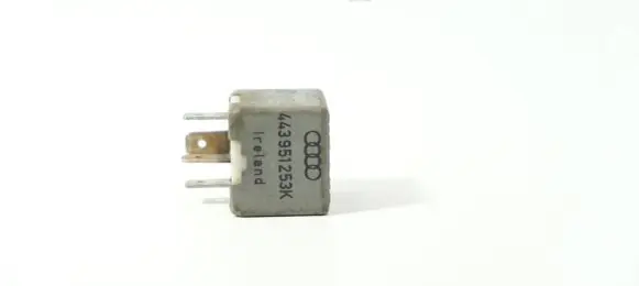 Audi A6 S6 C5 4B Other relay 443951253K