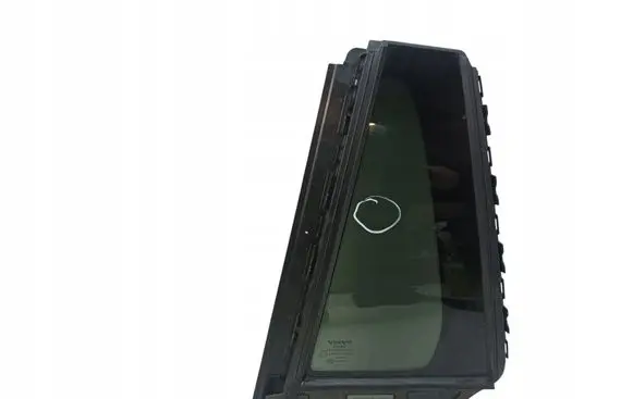 Volvo V60 Front door window glass four-door 31442970