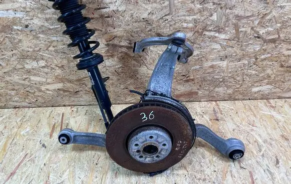 BMW 5 G30 G31 Front wheel hub spindle knuckle 6866632 6861185