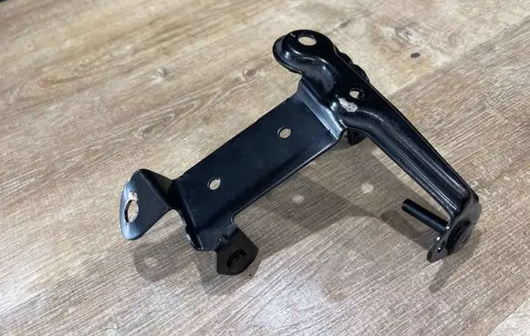 Land Rover Range Rover Evoque L551 ABS pump bracket EJ322B889CA R80BA 617001