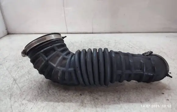 Nissan Navara Air intake hose/pipe