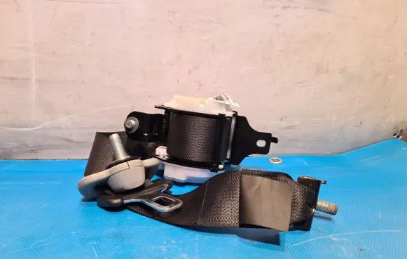 Honda Civic Front seatbelt 30573010AA