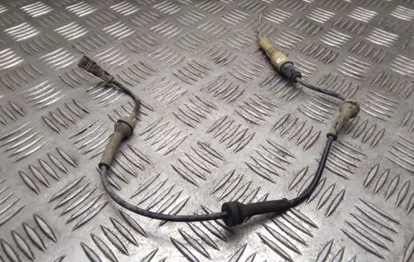 Renault Megane II ABS brake wheel speed sensor 8200296570