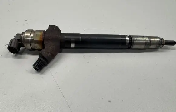 Ford Transit Fuel injector 6C1Q9K546AC