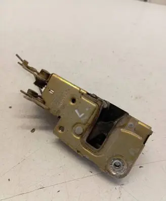 Volkswagen Transporter - Caravelle T4 Front door lock 701837015D
