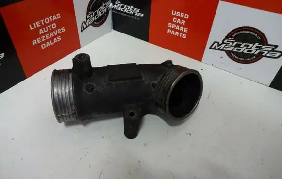 Volvo XC90 Intercooler hose/pipe 08631538