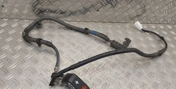 Positive cable (battery)