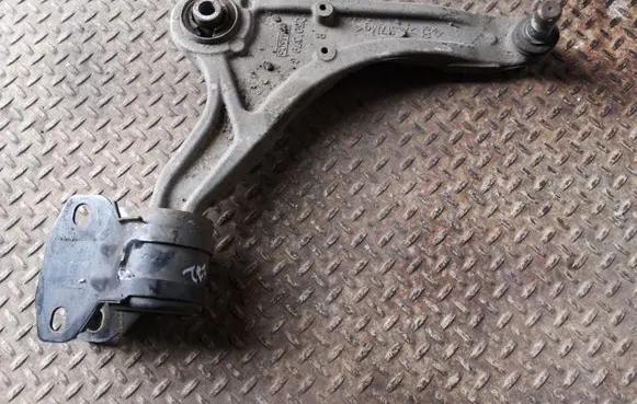 Ford Mondeo MK V Front lower control arm/wishbone FG9C3G339ANA