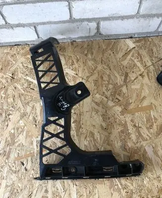 Mercedes-Benz CLA C118 X118 Bumper support mounting bracket corner 1188850200