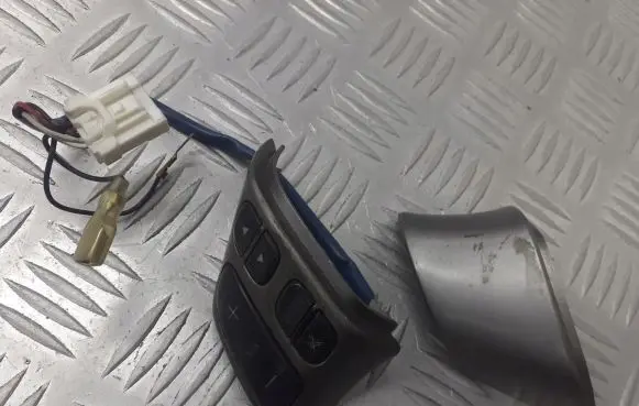 Mazda 3 I Multifunctional control switch/knob 153769-LH