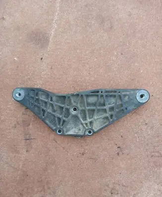 Audi A4 S4 B6 8E 8H Rear differential/diff mount bracket 8E0599287K GJ22153