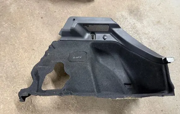 Toyota Auris E180 Trunk/boot side trim panel 6473002220