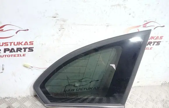 Chevrolet Captiva Rear side window 96622513