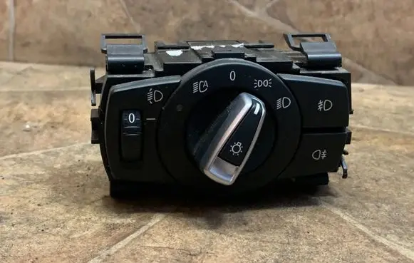 BMW X1 E84 Light switch 9169406