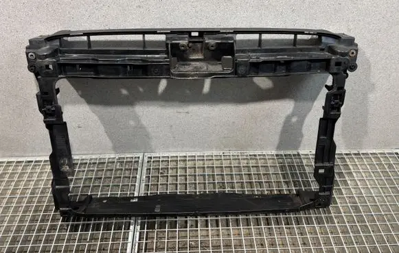 Volkswagen PASSAT B8 Radiator support slam panel 3G0805588H