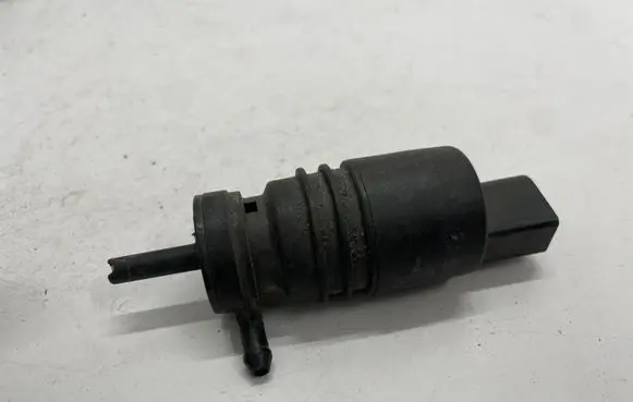 Audi A4 S4 B8 8K Windscreen/windshield washer pump 1T0955651