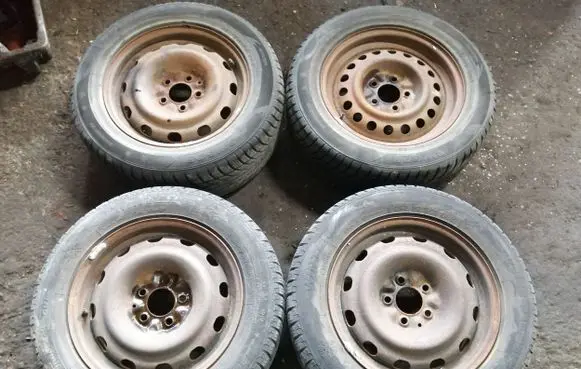 Chrysler Voyager R16 steel rim 