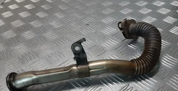 Renault Latitude (L70) EGR valve line/pipe/hose