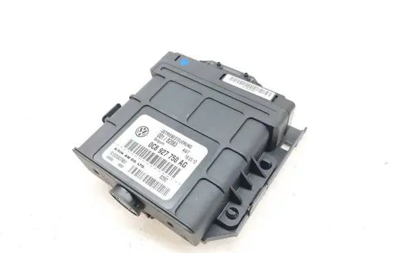 Volkswagen Touareg II Gearbox control unit/module 0C8927750AG 7P0927815 S1ED007981