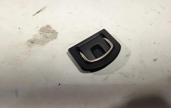 Volkswagen Golf Plus Tie down hook / loop 5M0863503