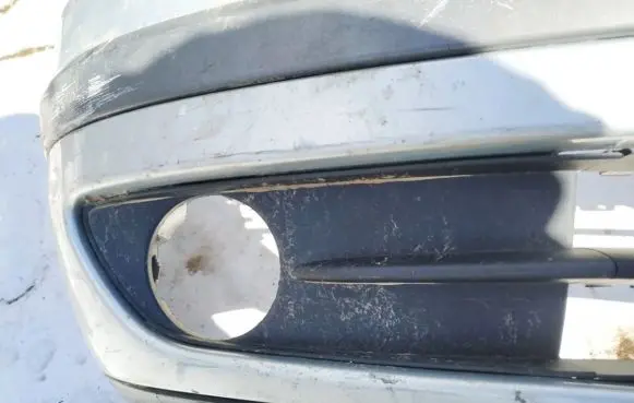 Renault Laguna II Front bumper lower grill