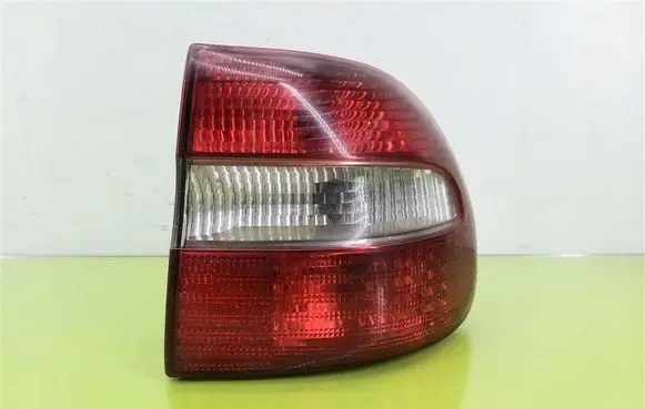 Volvo S40, V40 Rear/tail lights 285902