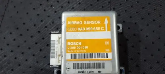 Audi A6 S6 C4 4A Airbag control unit/module 8a0959655c 0285001038