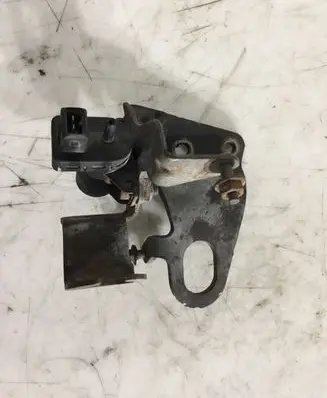 Renault Trafic II (X83) Turbo solenoid valve 7700113709